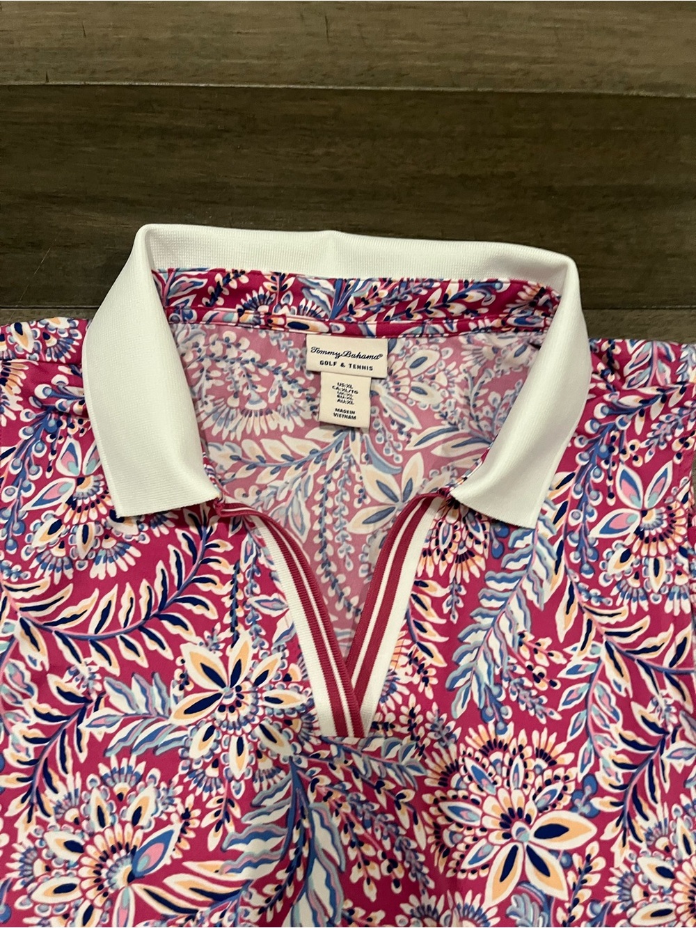 Tommy Bahama Pink Floral V-Neck Sleeveless Polo Tank - Picture 2 of 4